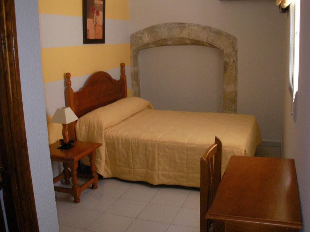 Hostal Трухильо Экстерьер фото