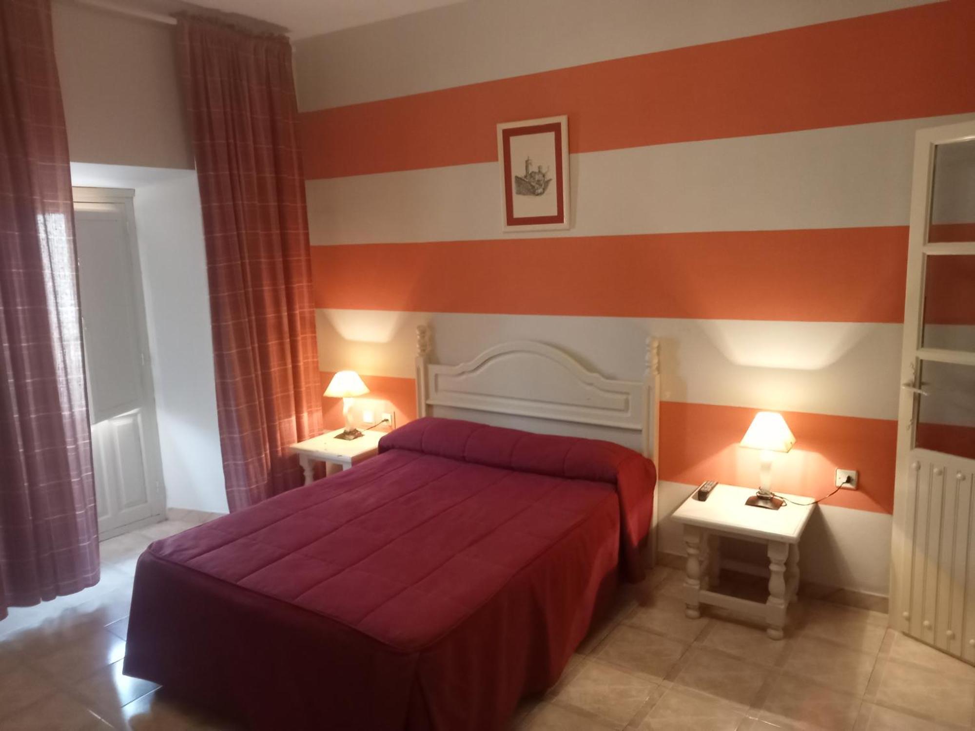 Hostal Трухильо Экстерьер фото