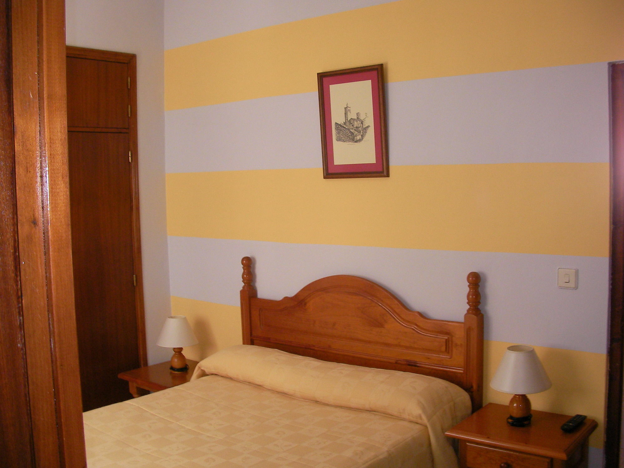 Hostal Трухильо Экстерьер фото