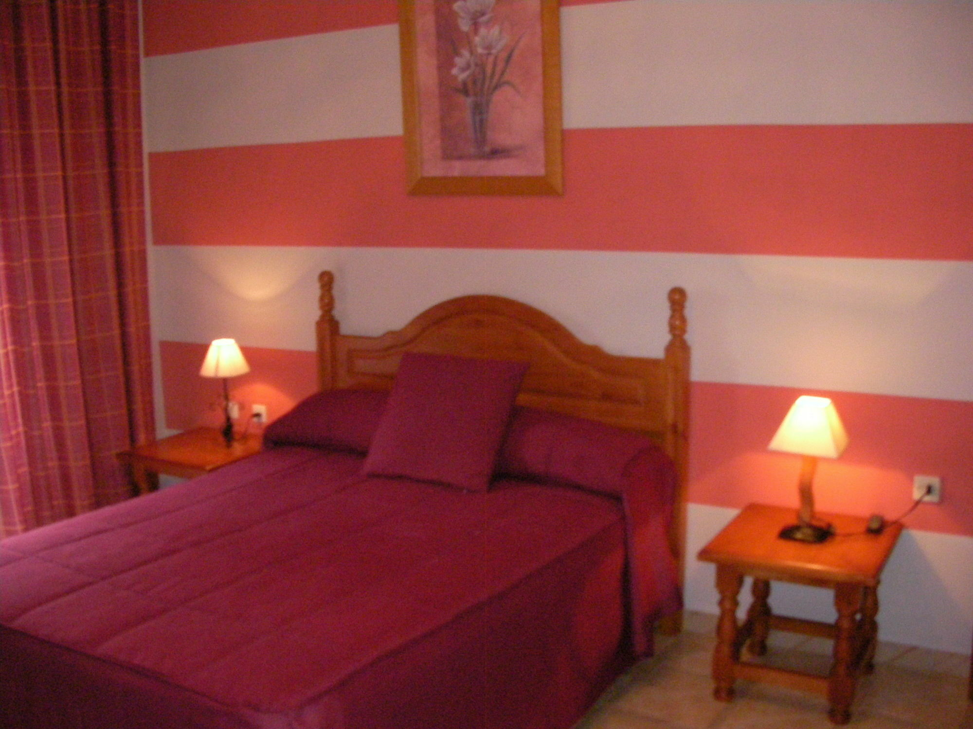 Hostal Трухильо Экстерьер фото